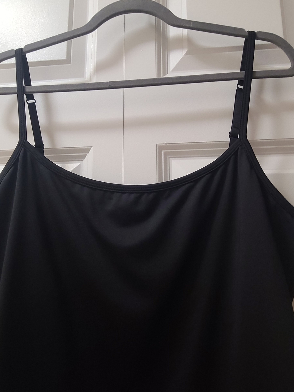 New York & Company Black Adjustable Strap Shelf Bra Cami Tank Top XXL - Picture 3 of 6
